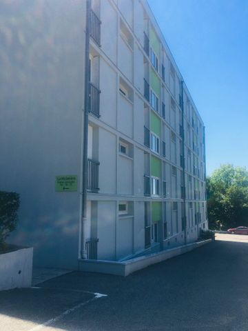 Location Appartement 3 pièces 58m² ST ETIENNE 42100 - Photo 4