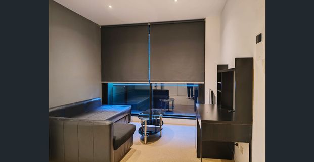 CONVENIENT LIVING AT SWANSTON SQUARE - Photo 1