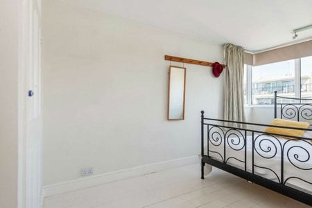 Churchill Gardens, Pimlico, SW1V - Photo 2