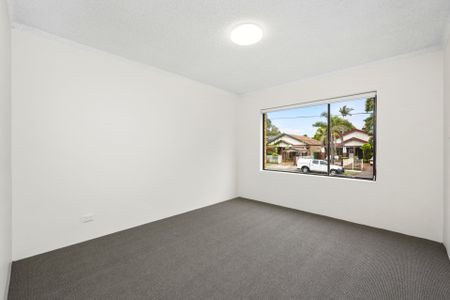 &ast;&ast; Deposit Taken&comma; &dollar;550&sol;Wk &ast;&ast; Open House Cancelled - Photo 3