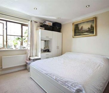 Redwood Drive, Laindon, Basildon, SS15 - Photo 5