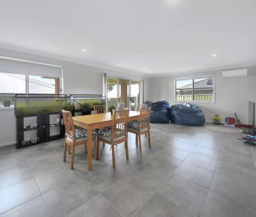 Move to Manoora - Photo 2