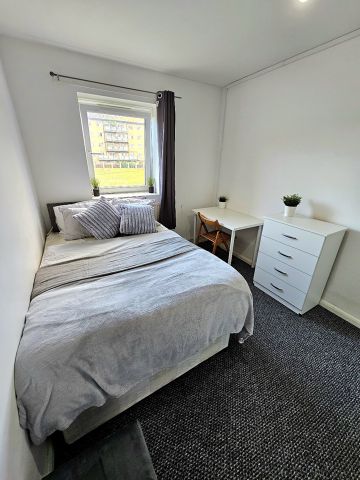 Room in a Shared Flat, Hadleigh House, E1 - Photo 4