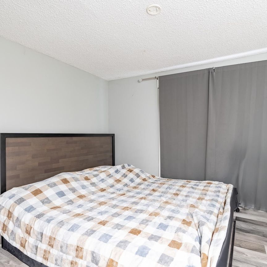 For Lease - 405 Bay Street N/A Unit# 2, Midland, Ontario - Photo 1