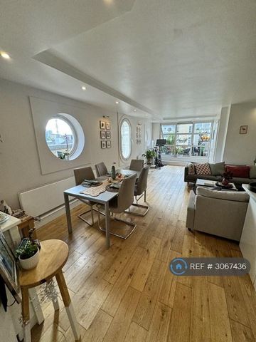 3 bedroom flat to rent - Photo 2
