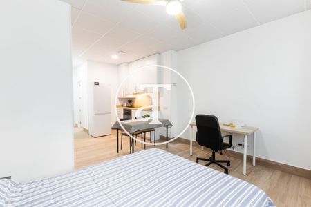 Monthly rental Studio with 1 bedroom, 1 bathroom in Latina - Foto 2