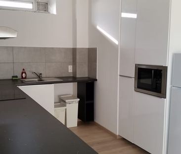 Appartement te huur - Photo 1