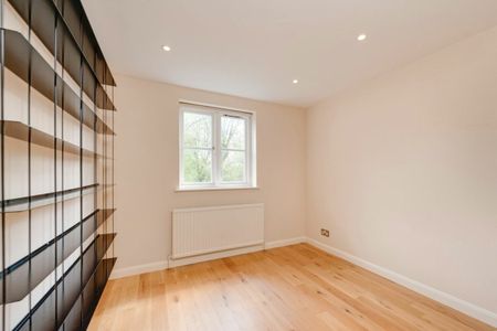 Brompton Park Crescent, SW6, London - Photo 2