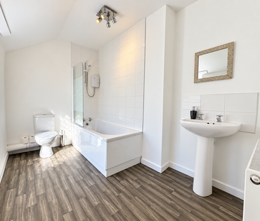 3 bedroom terraced house to rent - Photo 5