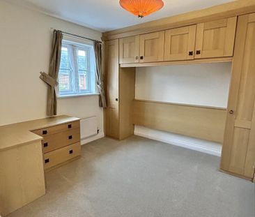 3 bedroom semi-detached house to rent - Photo 5