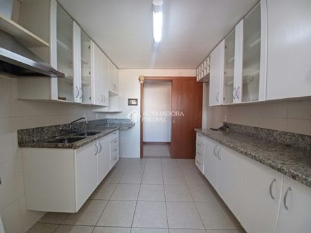 Apartamento com 3 quartos e 111m² para alugar em Centro, Canoas. - Photo 4
