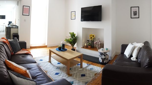 Cardigan Terrace - Photo 1