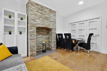 4 Bed Terraced House, Nevile Road, M7 - Photo 2