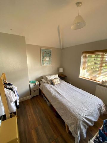 2 bedroom terraced house to rent - Photo 2