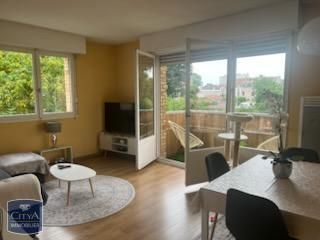 Location Appartement 3 pièces 62m² BETHUNE 62400 - Photo 2