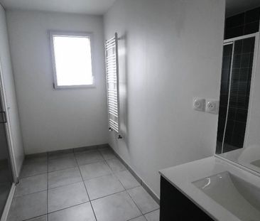 Louer appartement 3 pièces de 65 m² - Photo 5