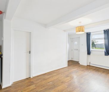 2 bedroom cottage to rent - Photo 1