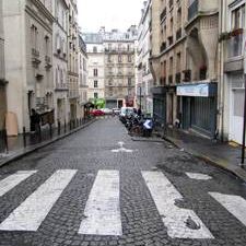 Logement à Paris, Location meublée - Photo 1