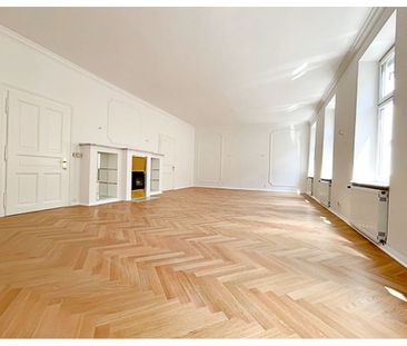 herrschaftliche 4 Zimmer Altbauwohnung im Andrä Viertel Salzburg Stadt - Photo 2