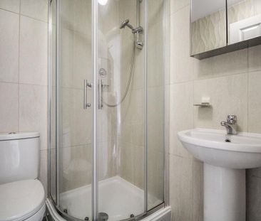 Studio to rent - Photo 6