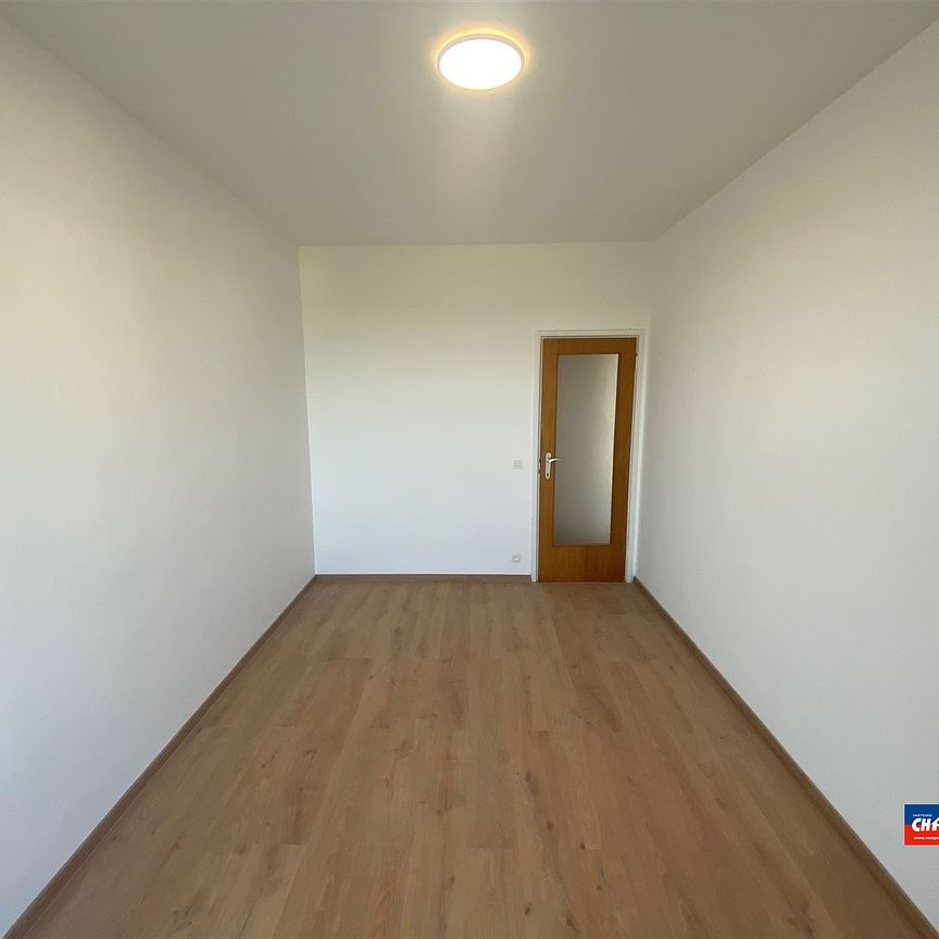 Instapklaar appartement met 3 slaapkamers en 2 terrasjes - € 1.150 - Foto 1