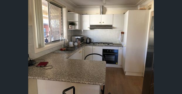 Well Presented 3 Bedroom Home in the Heart of Mount Pritchard! - Photo 1