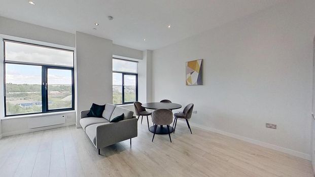 2 bedroom flat to rent - Photo 1