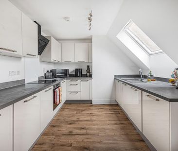 3 bedroom penthouse to rent - Photo 5