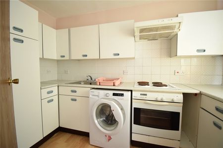 Oakstead Close, Ipswich, Suffolk, IP4 4HW - Photo 4