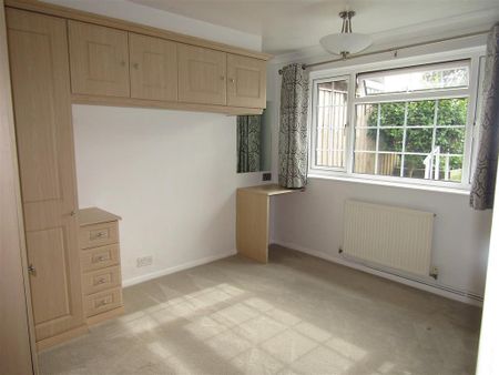 2 bedroom bungalow to rent - Photo 3