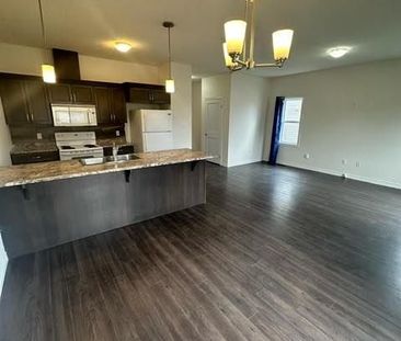 For Lease - 25 Kendell Lane Unit# Upper, Ingersoll, Ontario - Photo 2