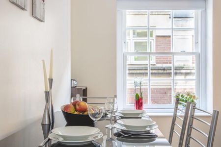 2 bedroom flat to rent - Photo 3