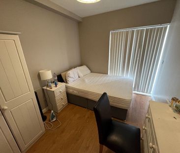 Apt 4, Ivy House, 1 Walnut Street, Belfast BT7 1FB - Photo 2