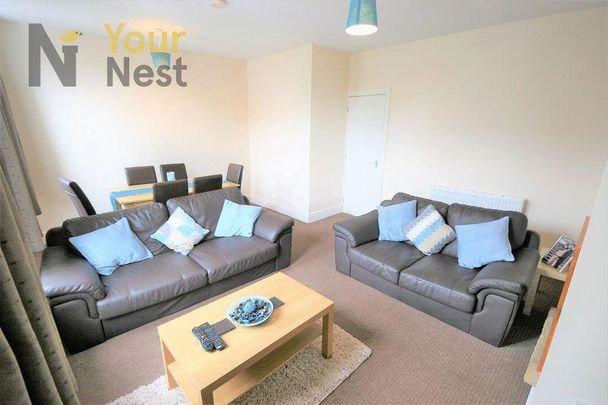 3 bedroom flat to rent - Photo 1