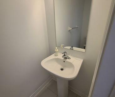 For Lease - 5 Springdale Avenue, Caledon, Ontario - Photo 4