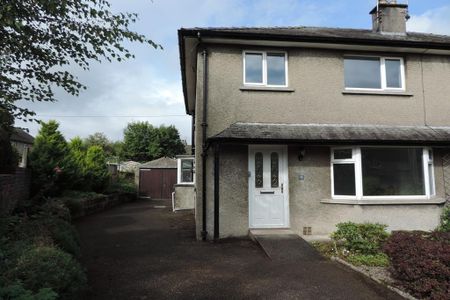 3 bedroom semi-detached house to rent - Photo 5