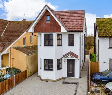 4 bedroom detached house to rent - Photo 2