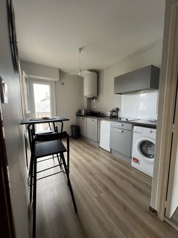 Appartement meublé type 1 bis de 26 m2 balcon et parking. - Photo 3