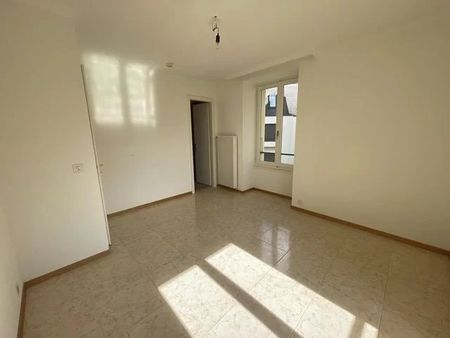 Appartement de 3.5 pièces au 4ème étage avec vue sur le lac. - Photo 5