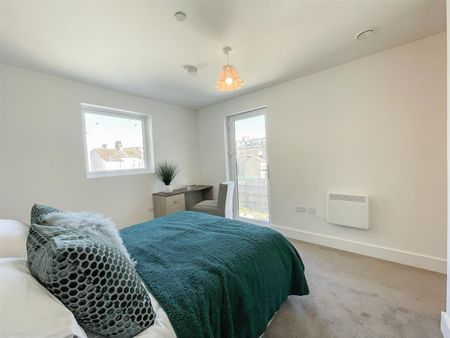 Flat 96, 7 Martin Court, Hastings, TN34 1EF - Photo 3