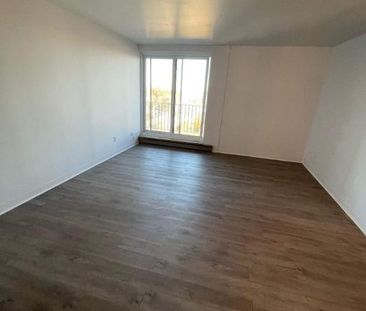 1 CH - 1 SDB - Montréal - $1,145 /mo - Photo 2