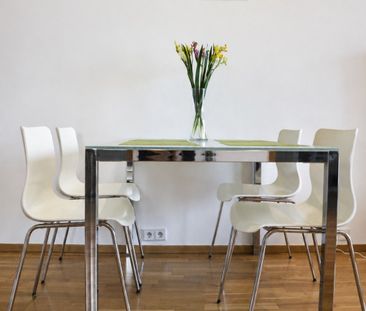 Moderní plně zařízený byt 2+kk s balkonem a garážovým stáním – rezi... - Photo 2