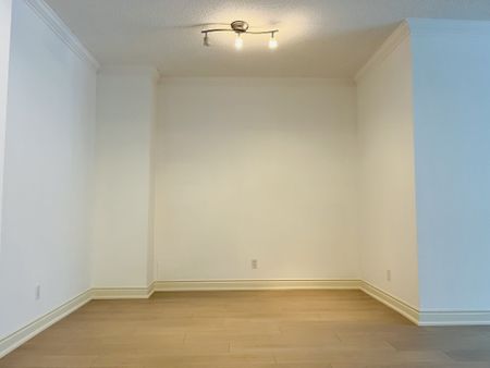 For Lease - 11 William Carson Crescent Unit# 216, Toronto, Ontario - Photo 3