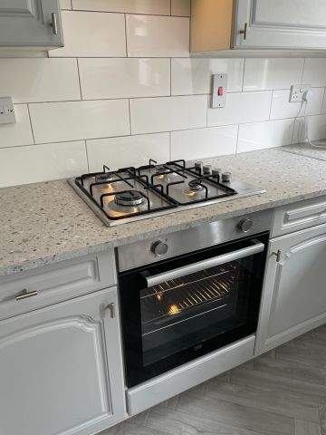 2 Bed Semi-Detached House, Barrow Hill Road, M8 - Photo 5