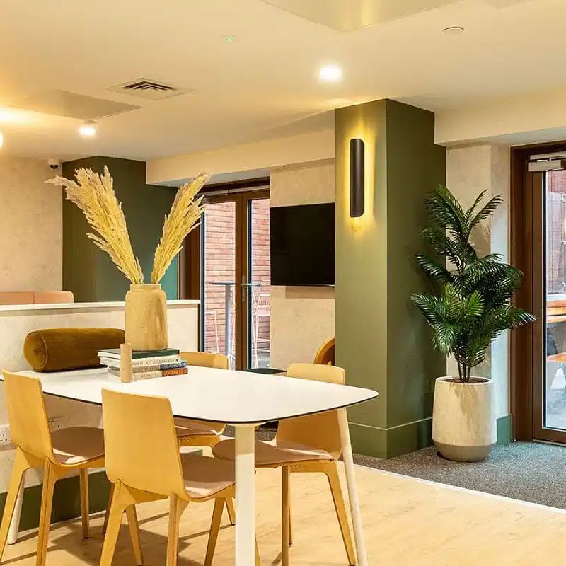 Luxury Studio Dual Occupancy (Floors 13-25) - Photo 1