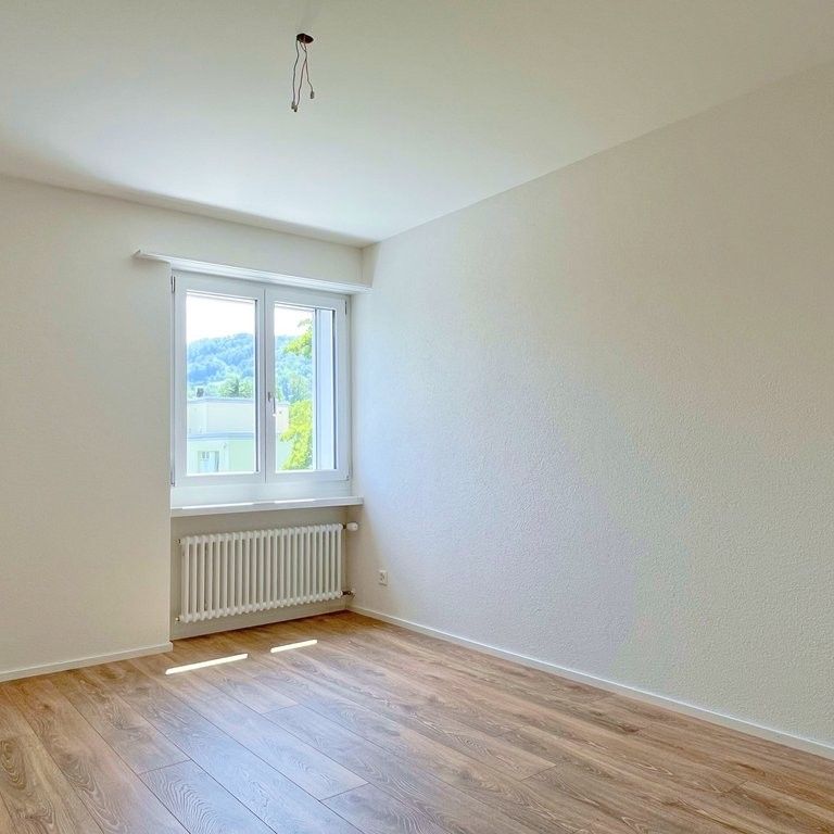 Im Jahr 2023 totalsanierte 3.5-Zimmerwohnung - Photo 1