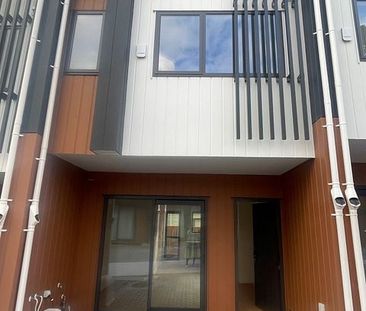 Brand New - boarder of Henderson/Glendene/Te Atatu - Photo 6