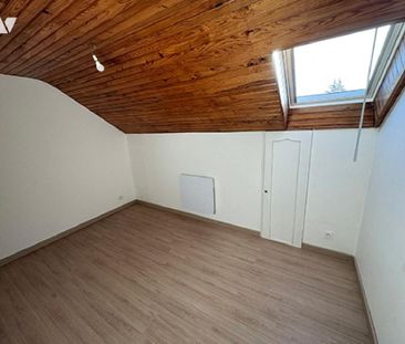 DOURGES: centre-ville maison de type 4 à 900 euros - Photo 2