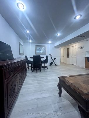 For Lease - 377 Taylor Mills Drive, Richmond Hill, Ontario - Photo 1