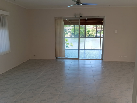 2 Binda Place, Bundall, QLD - Photo 2